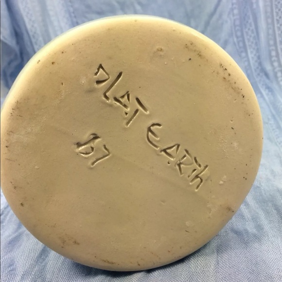 ⭐️Vintage Flat Earth Vintage Signed Small Jug Teal Green - Picture 4 of 6